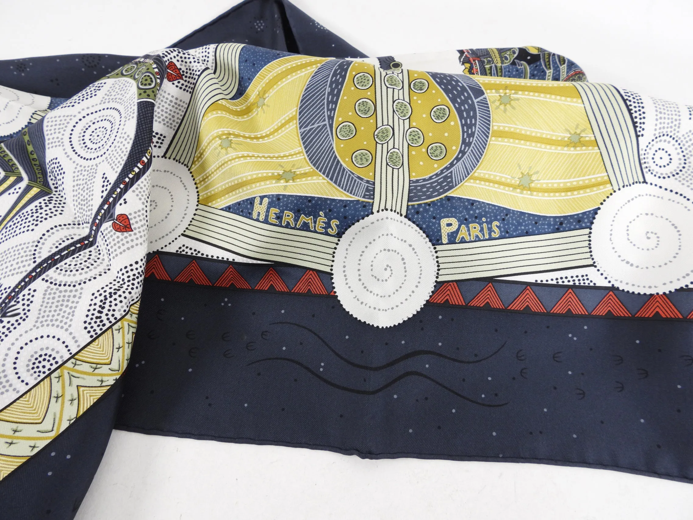 Hermes Reve D'Australie Silk 90cm Scarf