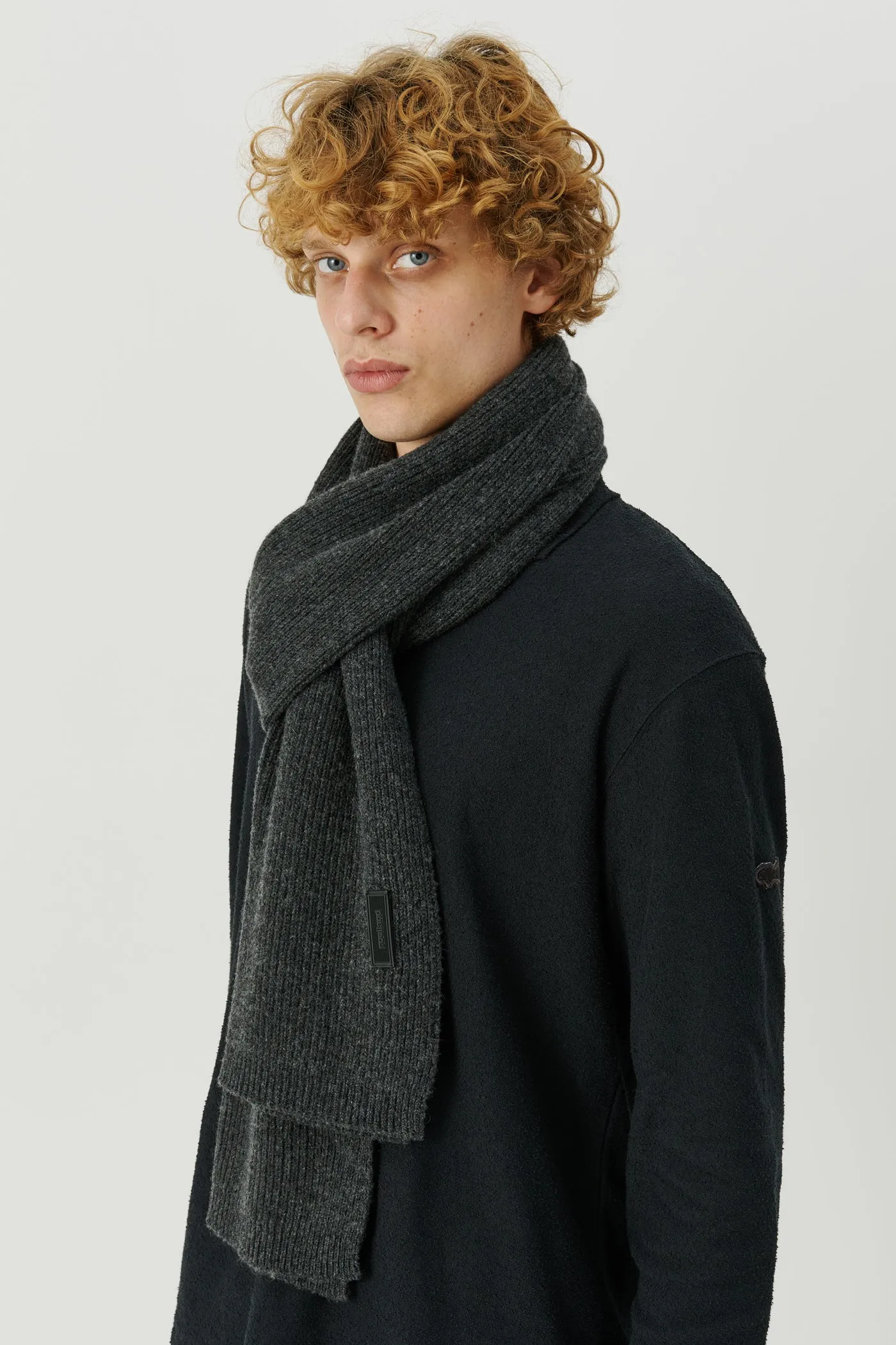 ISSEY scarf