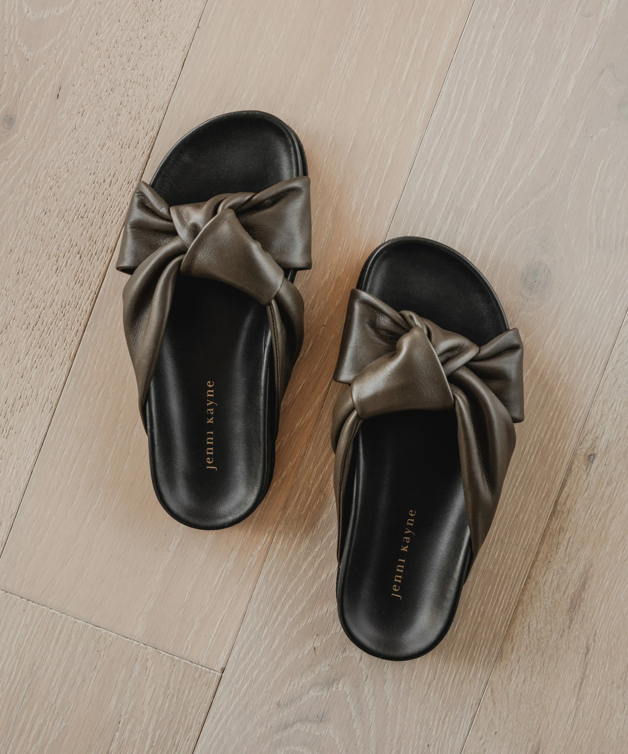 Leather Knot Sandal